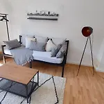 Gockel Homes - Zentral Mit Balkon & Netflix Διαμέρισμα Έσσεν