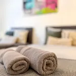 Gockel Homes - Zentral Mit Balkon & Netflix * Essen