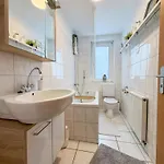 Appartement Gockel Homes - Zentral Mit Balkon & Netflix