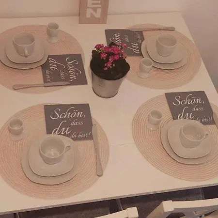 Daire Gockel Homes 1 - Zentral Mit Balkon & Netflix *