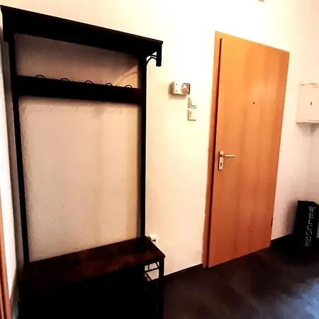 Gockel Homes 1 - Zentral Mit Balkon & Netflix * Essen