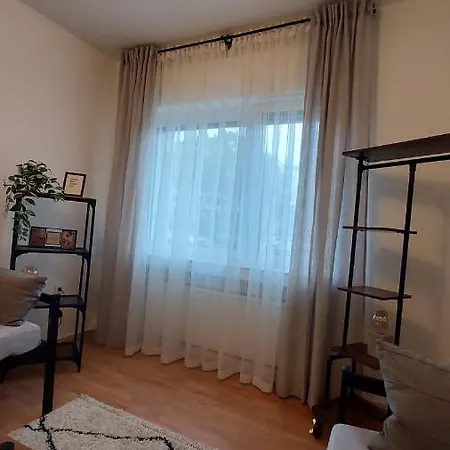 Gockel Homes 1 - Zentral Mit Balkon & Netflix Appartement *