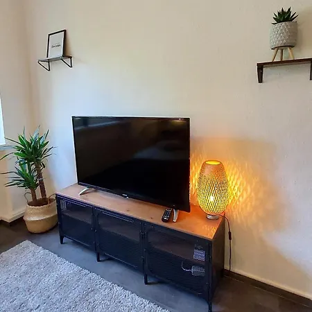 Gockel Homes 1 - Zentral Mit Balkon & Netflix Daire