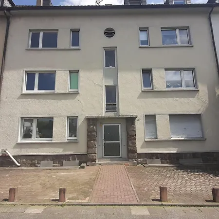 Daire Gockel Homes 1 - Zentral Mit Balkon & Netflix