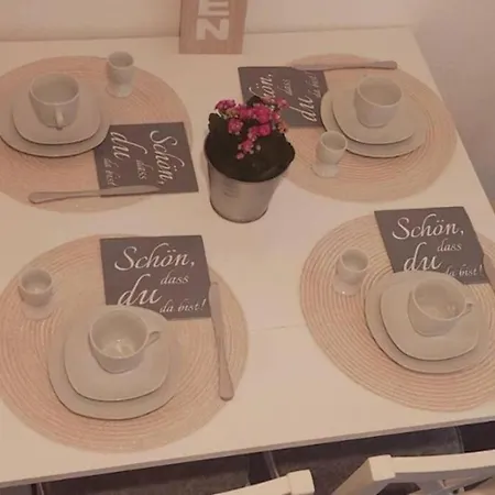 Gockel Homes 1 - Zentral Mit Balkon & Netflix *