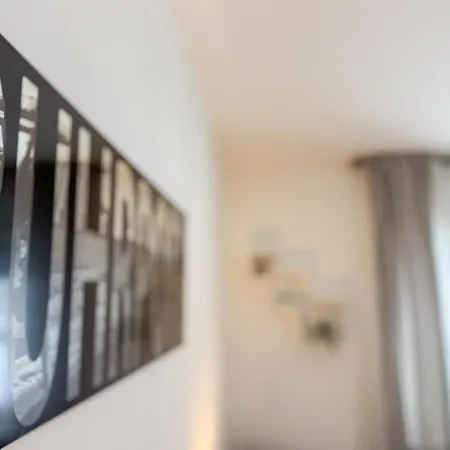 Gockel Homes - Zentral Mit Balkon & Netflix * 埃森