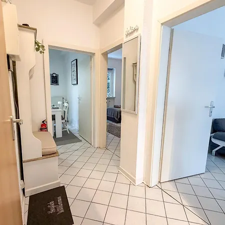 Gockel Homes 1 - Zentral Mit Balkon & Netflix * Essen