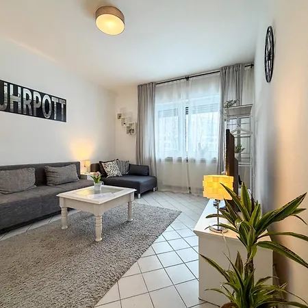 Gockel Homes 1 - Zentral Mit Balkon & Netflix Daire
