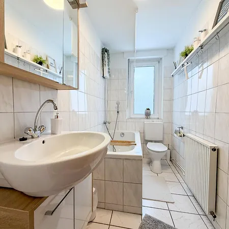 Gockel Homes 1 - Zentral Mit Balkon&netflix