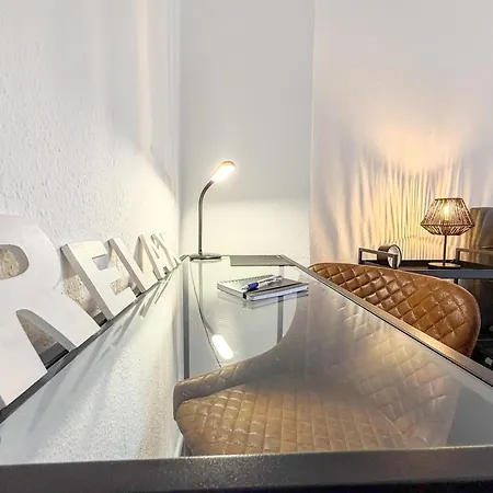 Gockel Homes 1 - Zentral Mit Balkon&netflix Apartment *