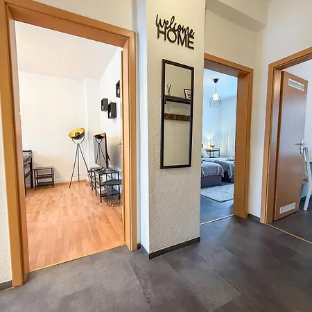 公寓 Gockel Homes - Zentral Mit Balkon & Netflix