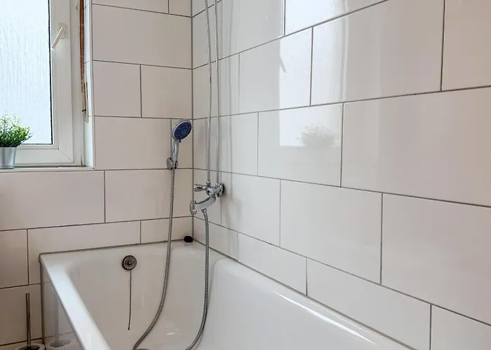 Gockel Homes - Zentral Mit Balkon & Netflix Essen