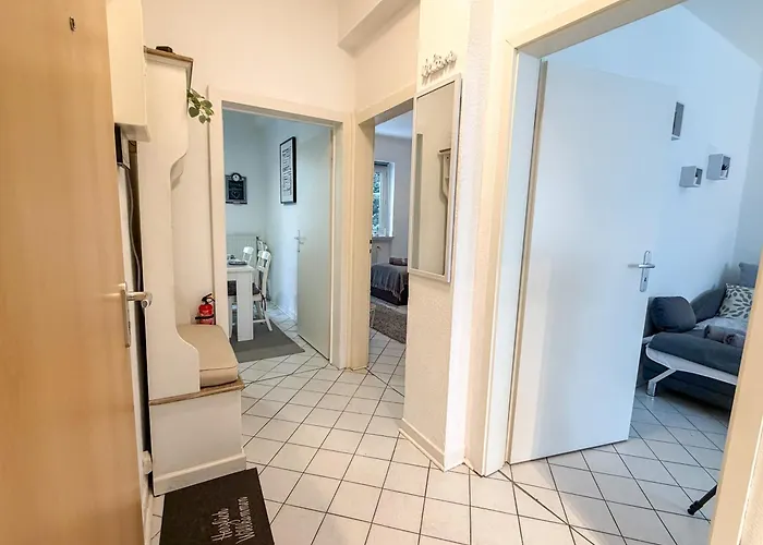 Gockel Homes 1 - Zentral Mit Balkon&netflix Apartment