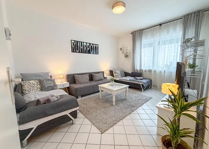 Gockel Homes - Zentral Mit Balkon & Netflix Appartamento Essen