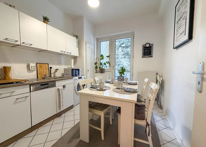 Gockel Homes 1 - Zentral Mit Balkon&netflix Apartment *