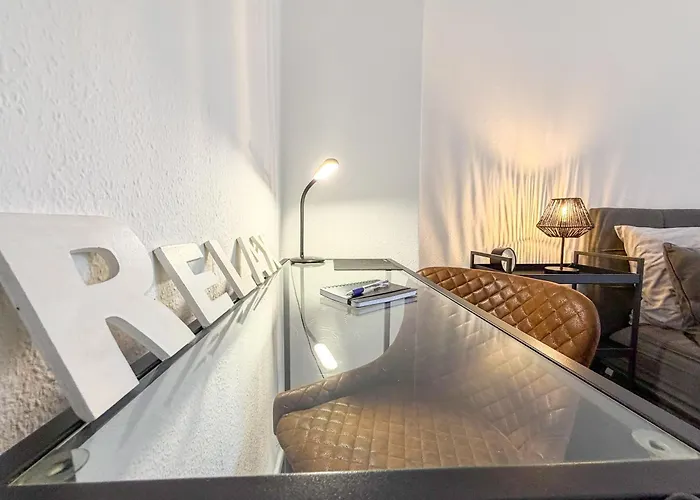 Gockel Homes 1 - Zentral Mit Balkon&netflix Apartment *