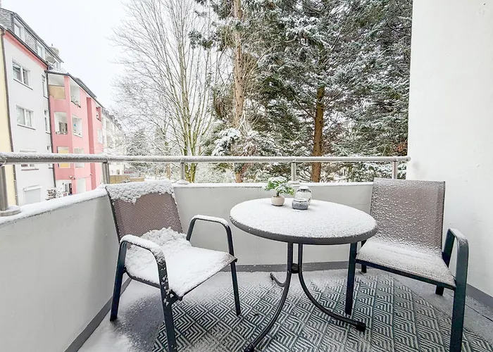 Daire Gockel Homes - Zentral Mit Balkon & Netflix